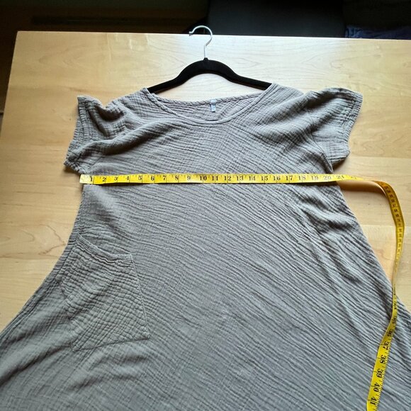 Fun Fun gauze tunic made in Thailand- Gently loved - Picture 7 of 8